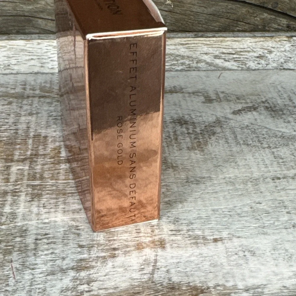 Makeup Revolution Flawless Foils Eye Shadow Rose Gold Metallic |‎ MSRP = $10